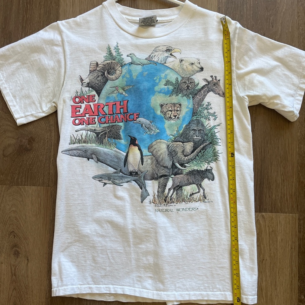 Vintage 90’s Harlequin Nature T-shirt
